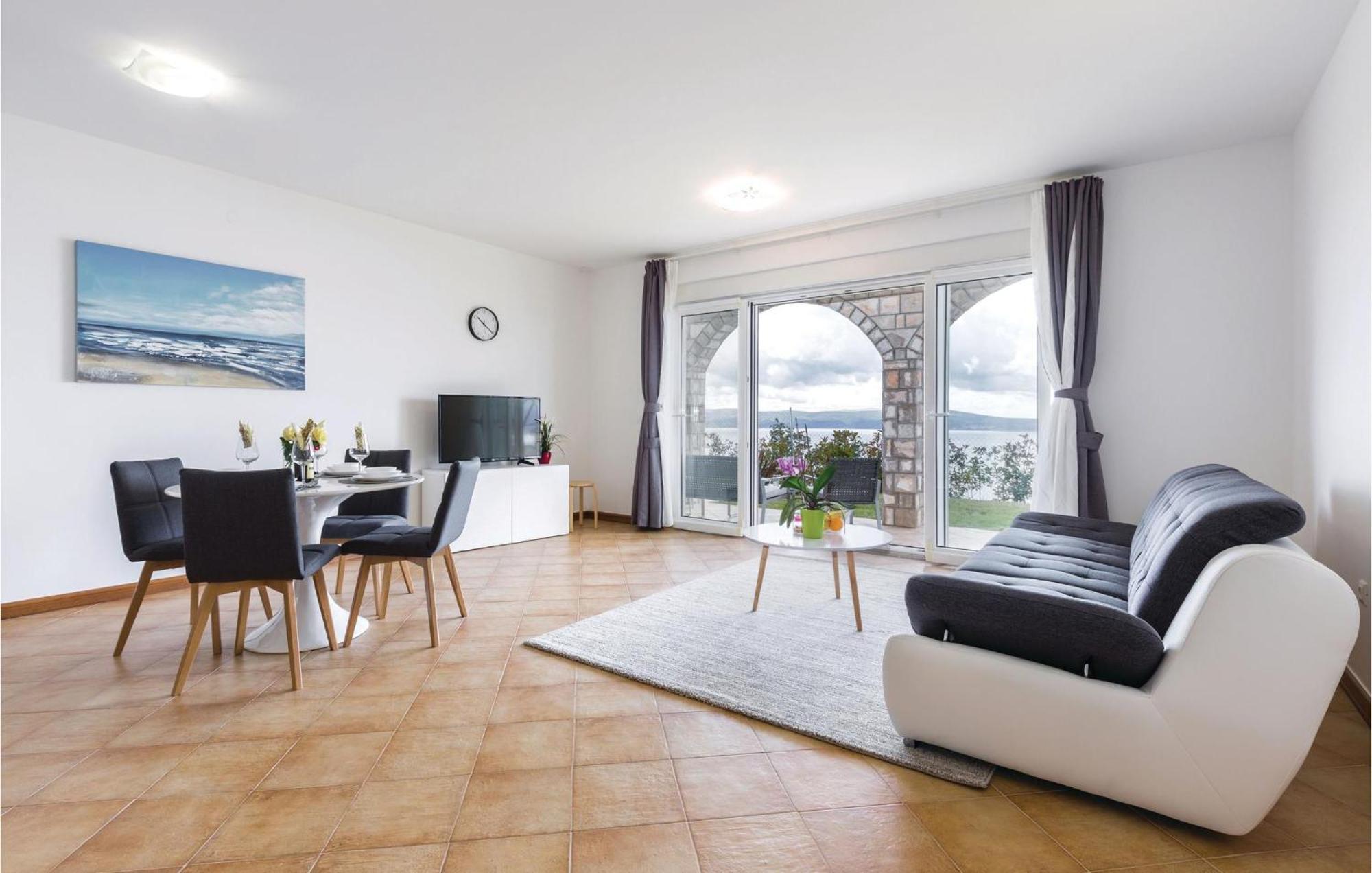 Cozy Apartment In Crikvenica With House Sea View Extérieur photo